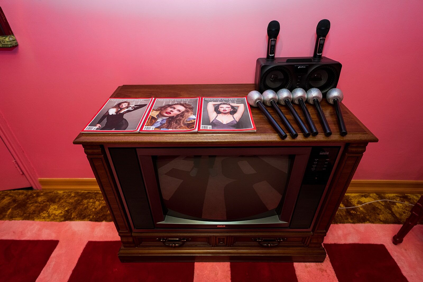 Red Room — view 8