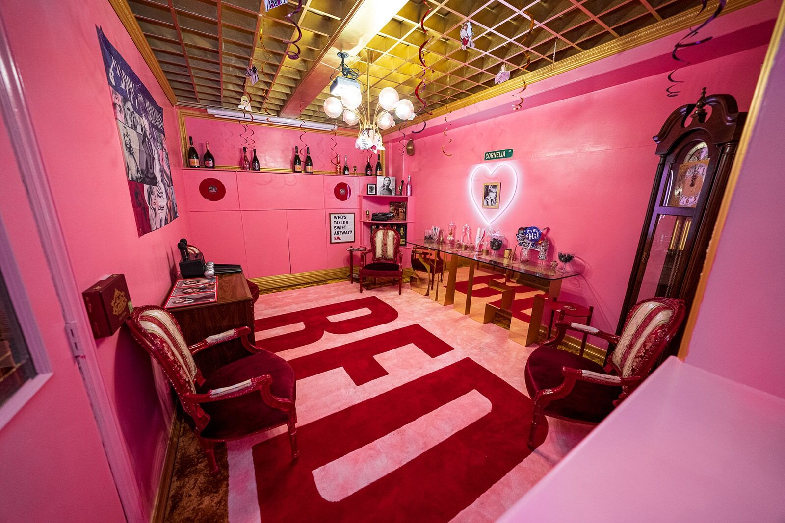 Red Room — view 4