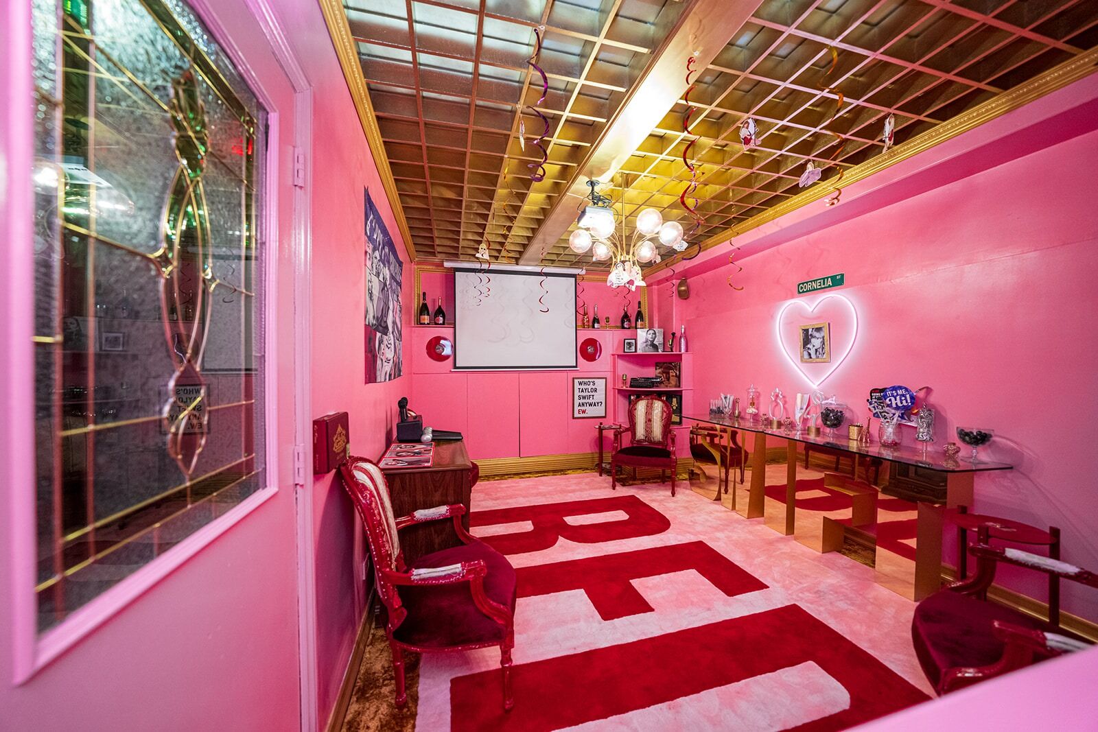 Red Room — view 3